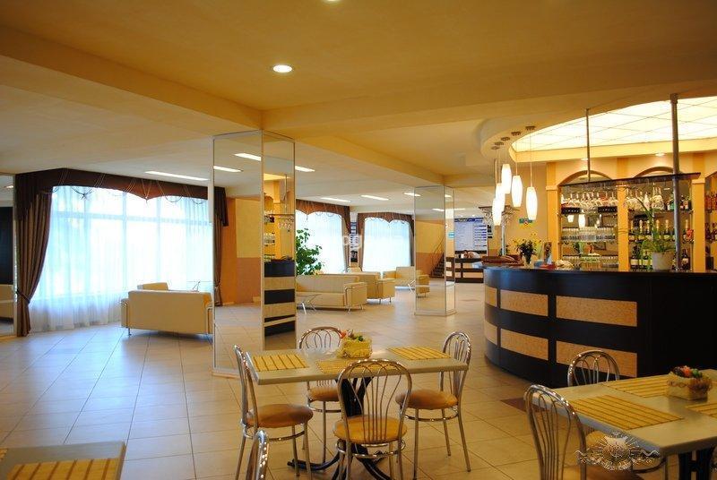 Rassvet Hotel Dnipro Exterior foto